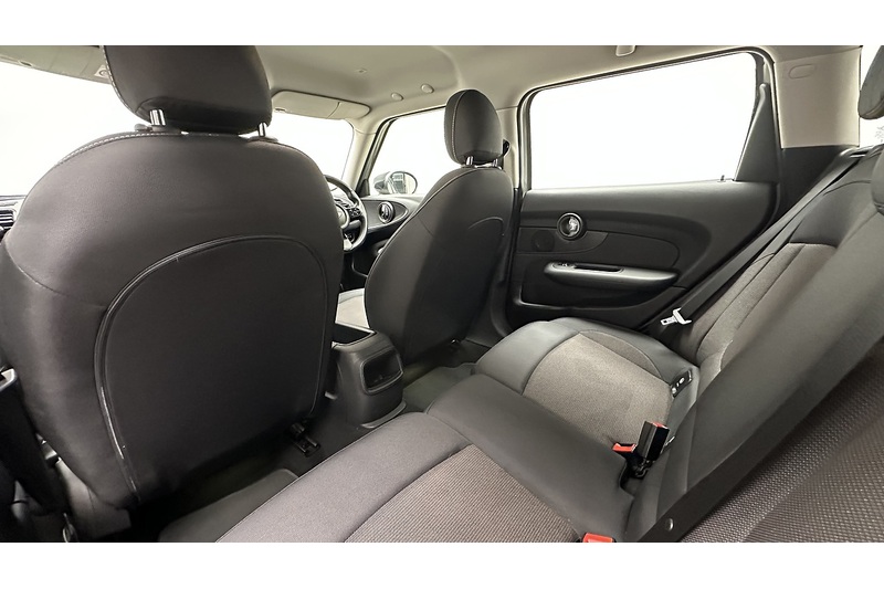 MINI Clubman Cooper Classic - U4373
