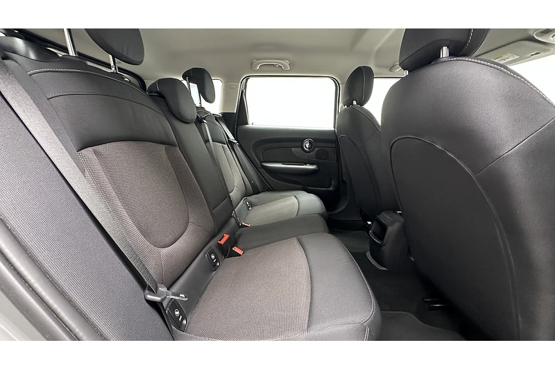 MINI Clubman Cooper Classic - U4373
