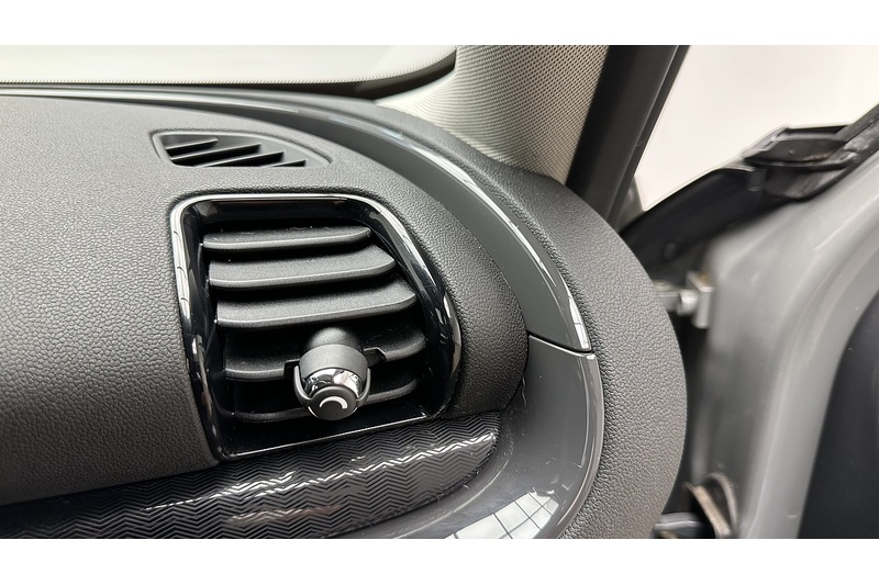 MINI Clubman Cooper Classic - U4373