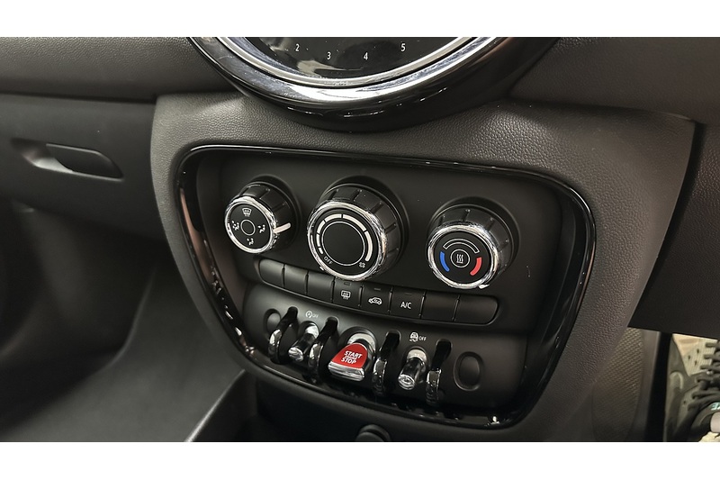 MINI Clubman Cooper Classic - U4373