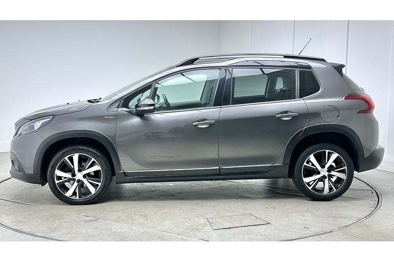 Peugeot 2008 PureTech GT Line - U4379