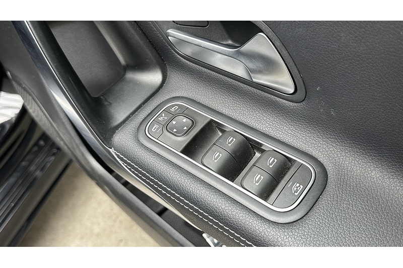 Mercedes-Benz A Class A35 AMG - U4386