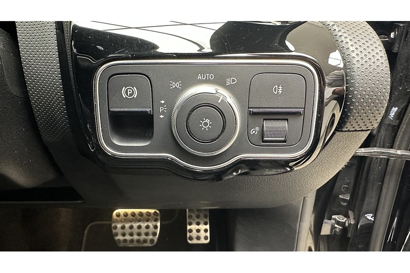 Mercedes-Benz A Class A35 AMG - U4386