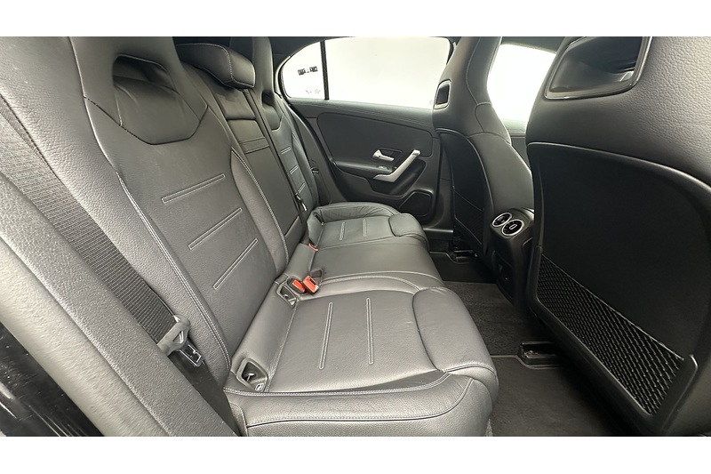 Mercedes-Benz A Class A35 AMG - U4386