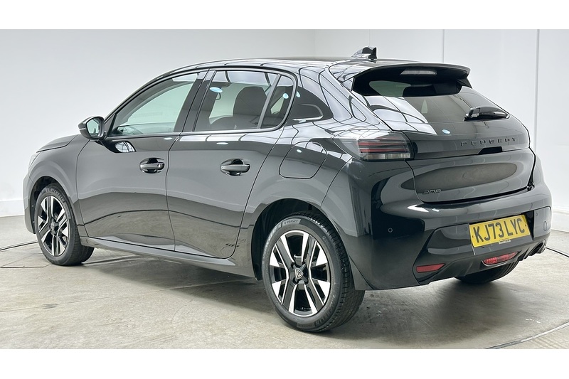 Peugeot 208 PureTech Allure - U4394