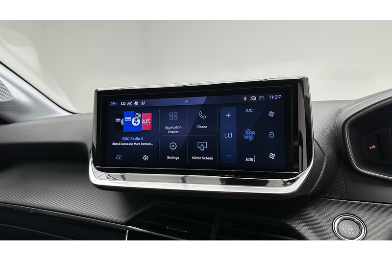 Peugeot 208 PureTech Allure - U4394