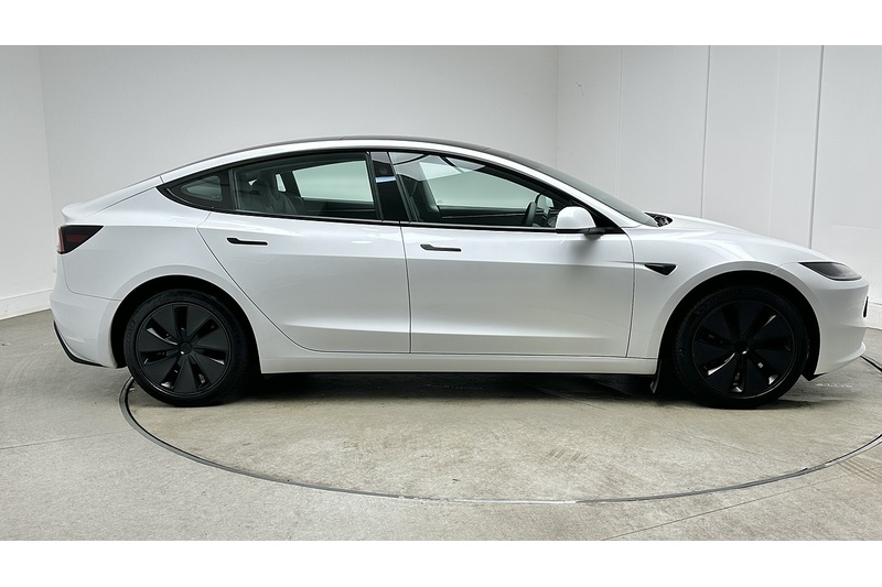 Tesla Model 3  - U4396