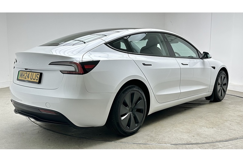 Tesla Model 3  - U4396