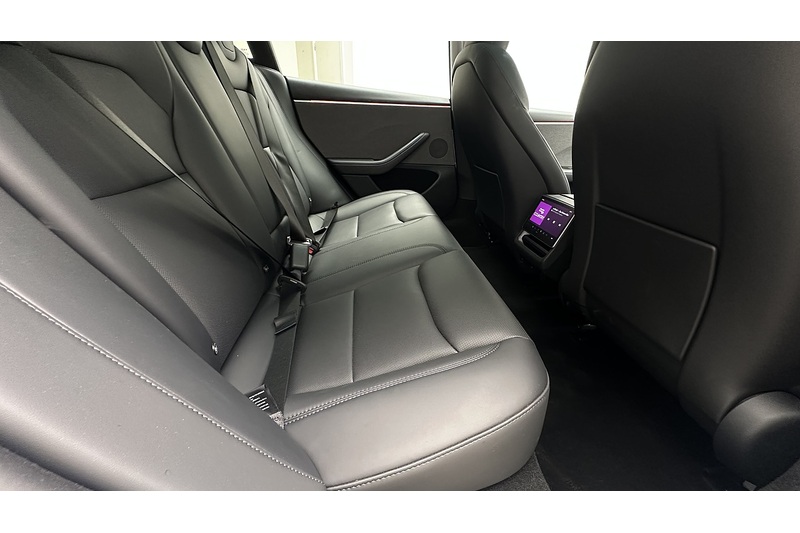 Tesla Model 3  - U4396