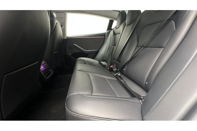 Tesla Model 3  - U4396