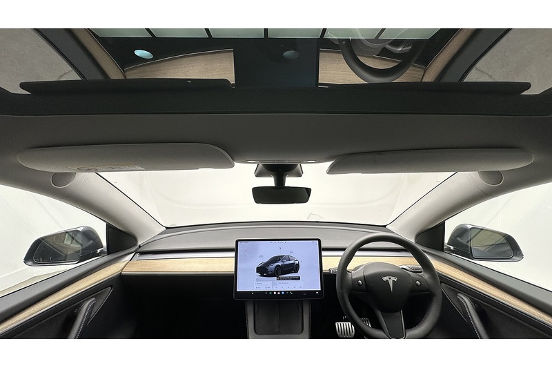 Tesla Model Y Performance - U4415