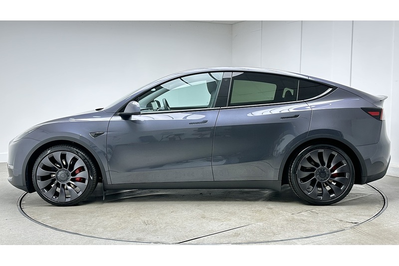 Tesla Model Y Performance - U4415