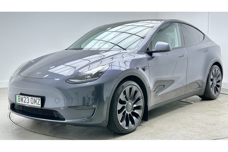 Tesla Model Y Performance - U4415