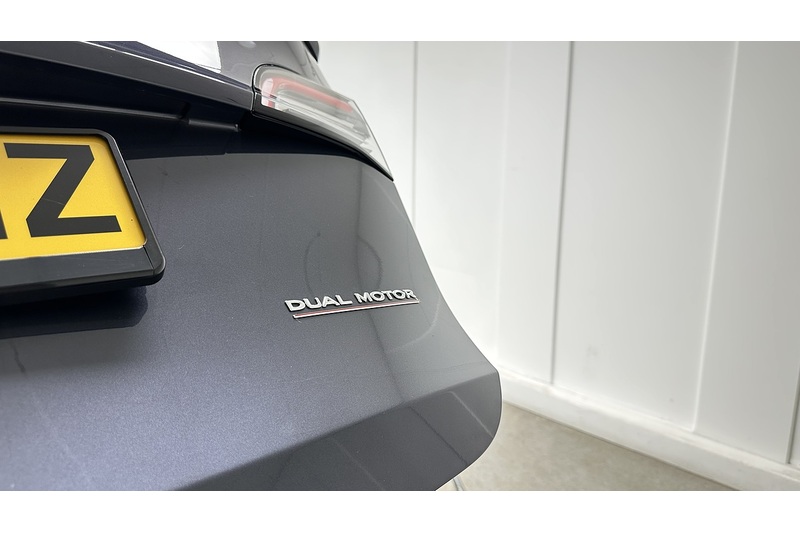 Tesla Model Y Performance - U4415