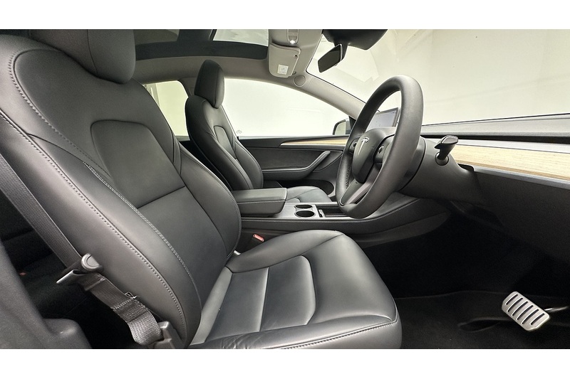 Tesla Model Y Performance - U4415