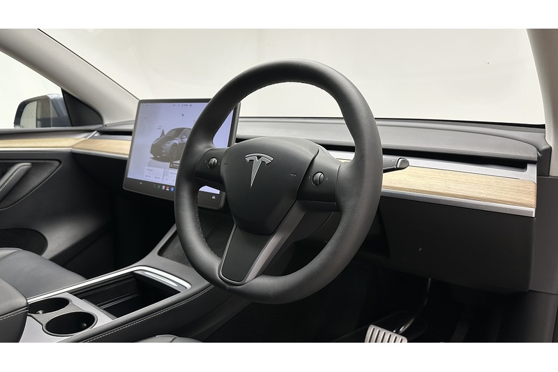 Tesla Model Y Performance - U4415