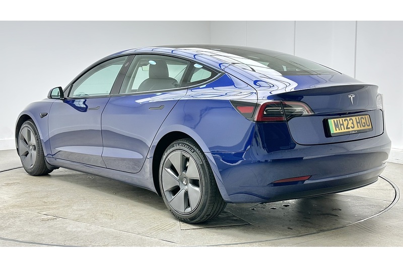 Tesla Model 3  - U4416