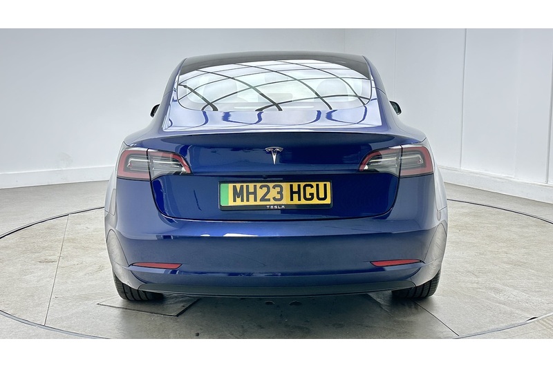 Tesla Model 3  - U4416