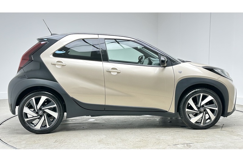 Toyota Aygo X VVT-i Edge - U4432