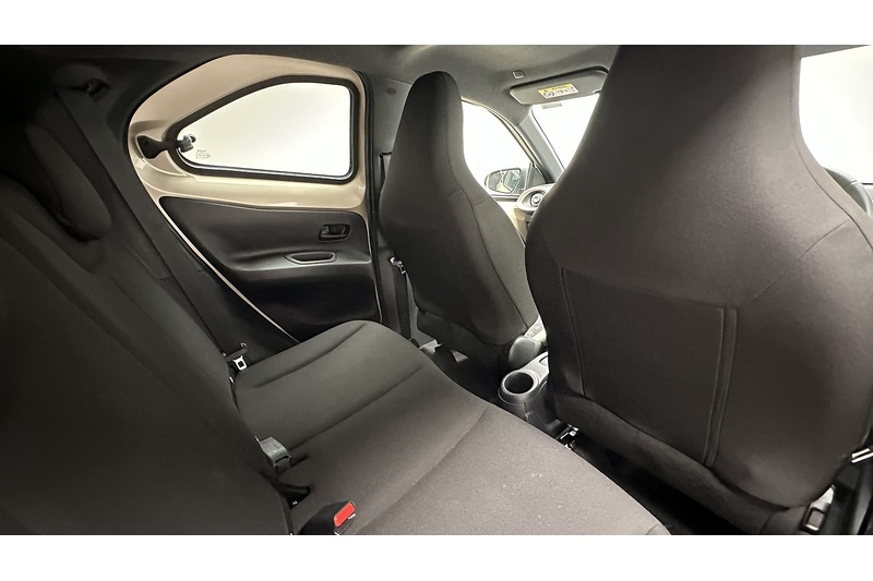 Toyota Aygo X VVT-i Edge - U4432