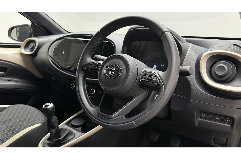 Toyota Aygo X VVT-i Edge - U4432