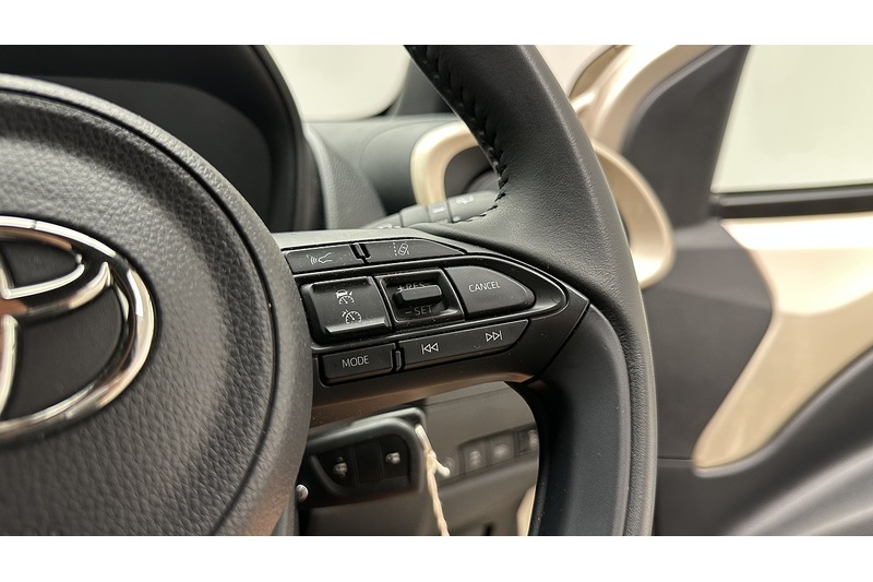 Toyota Aygo X VVT-i Edge - U4432