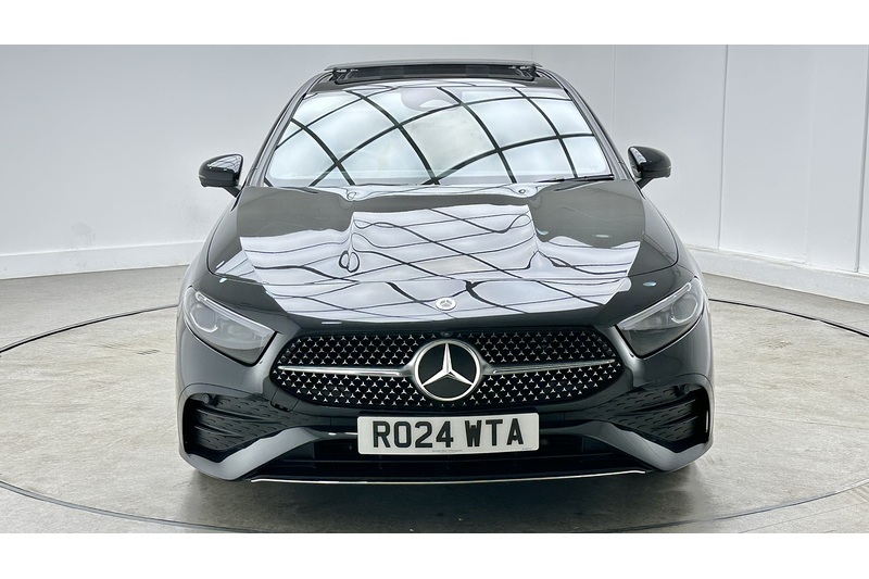 Mercedes-Benz A Class A200h MHEV AMG Line - U4434