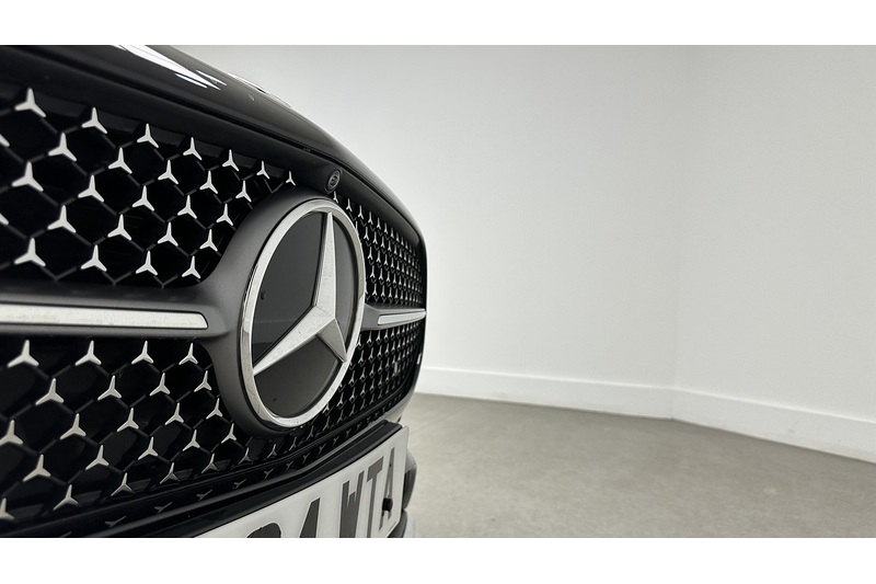 Mercedes-Benz A Class A200h MHEV AMG Line - U4434