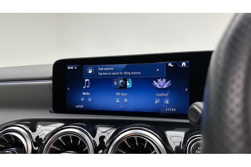 Mercedes-Benz A Class A200h MHEV AMG Line - U4434