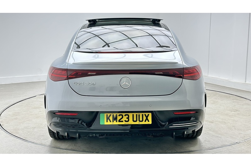 Mercedes-Benz EQE EQE 300 AMG Line - U4435