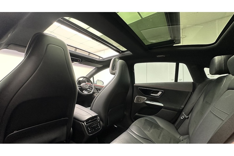 Mercedes-Benz EQE EQE 300 AMG Line - U4435