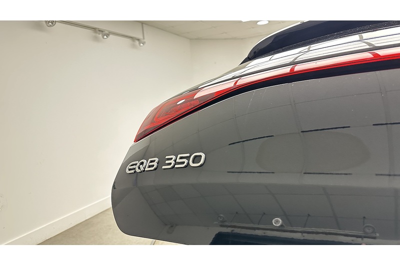 Mercedes-Benz EQB EQB 350 AMG Line - U4436