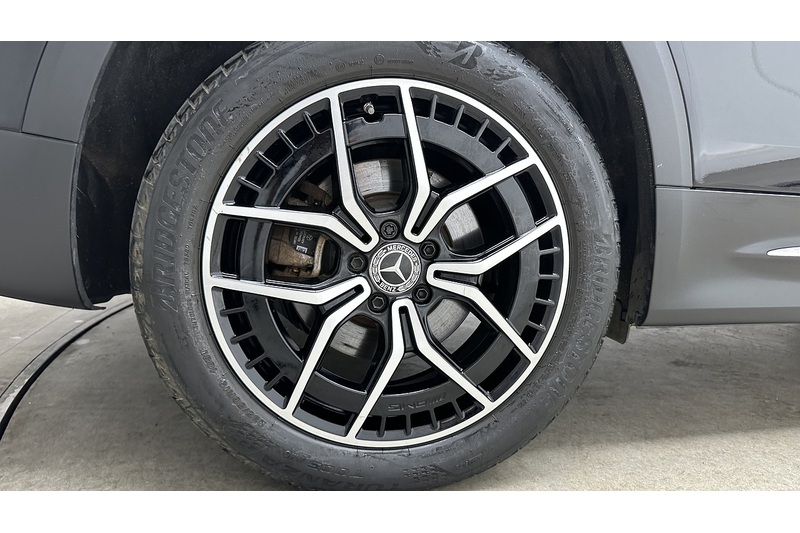 Mercedes-Benz EQB EQB 350 AMG Line - U4436