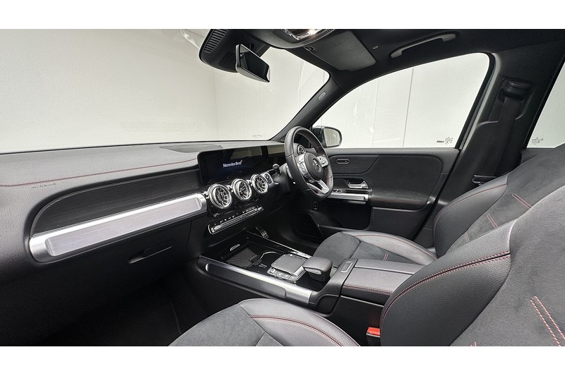 Mercedes-Benz EQB EQB 350 AMG Line - U4436