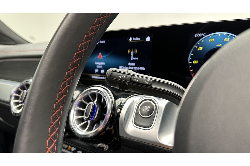 Mercedes-Benz EQB EQB 350 AMG Line - U4436