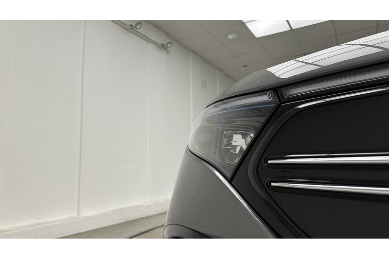 Mercedes-Benz EQA EQA 250 AMG Line - U4437