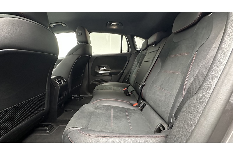 Mercedes-Benz EQA EQA 250 AMG Line - U4437