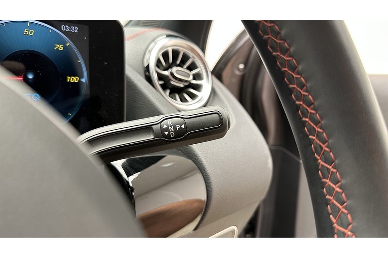 Mercedes-Benz EQA EQA 250 AMG Line - U4437