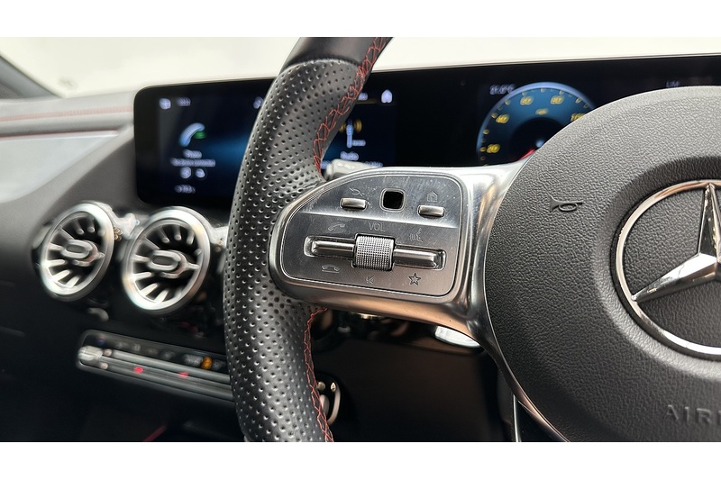 Mercedes-Benz EQA EQA 250 AMG Line - U4437