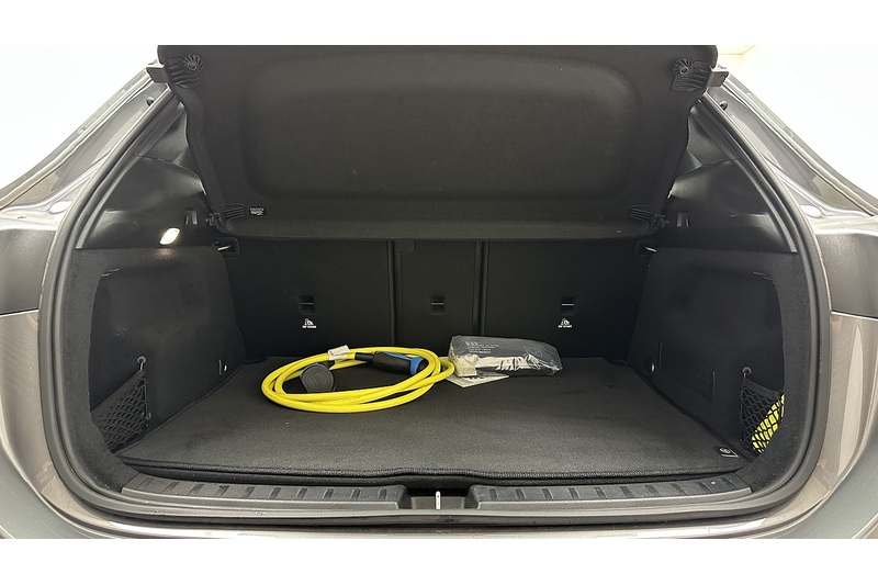 Mercedes-Benz EQA EQA 250 AMG Line - U4437