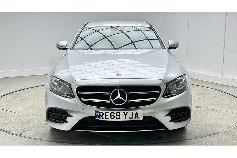 Mercedes-Benz E Class E220d AMG Line Edition - U4442