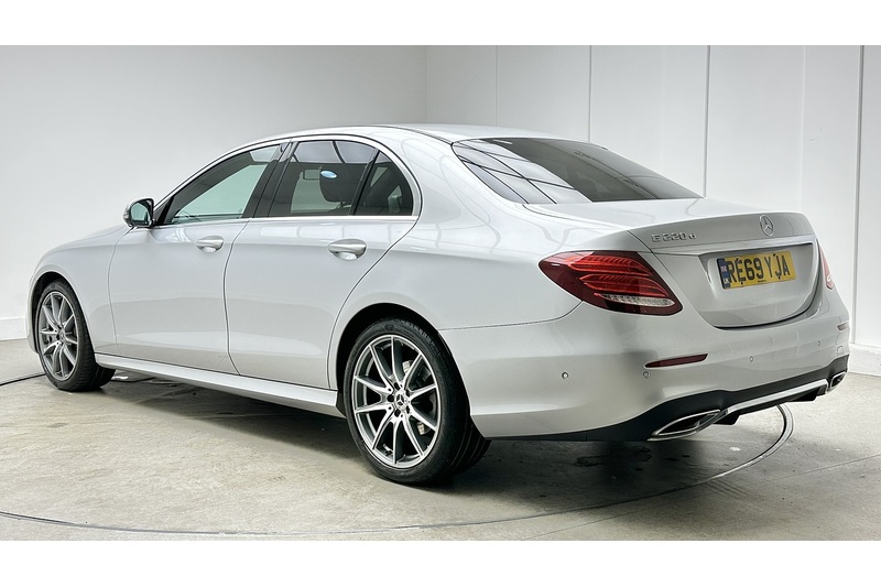 Mercedes-Benz E Class E220d AMG Line Edition - U4442