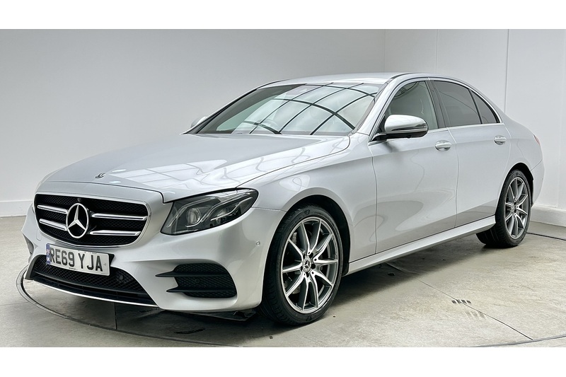 Mercedes-Benz E Class E220d AMG Line Edition - U4442