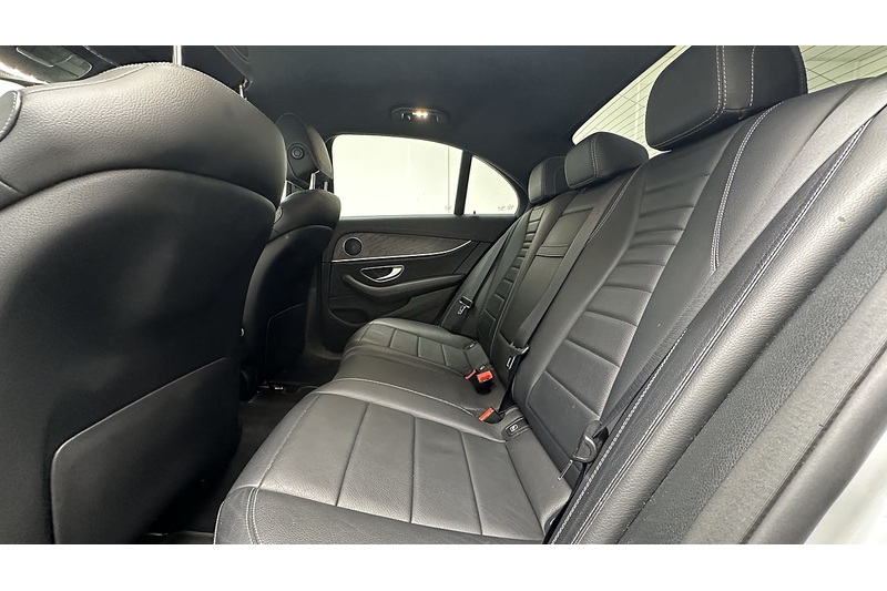 Mercedes-Benz E Class E220d AMG Line Edition - U4442
