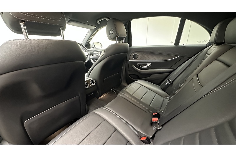 Mercedes-Benz E Class E220d AMG Line Edition - U4442