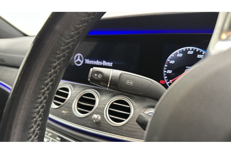 Mercedes-Benz E Class E220d AMG Line Edition - U4442