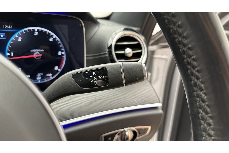 Mercedes-Benz E Class E220d AMG Line Edition - U4442