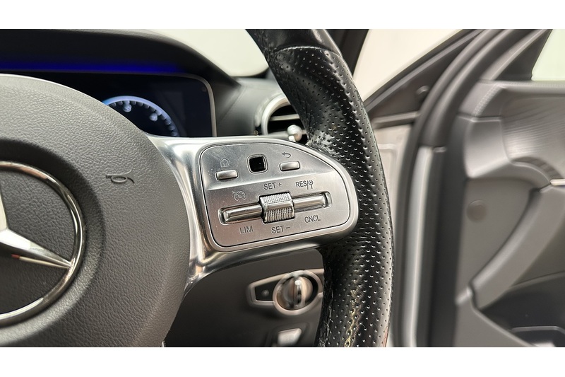 Mercedes-Benz E Class E220d AMG Line Edition - U4442