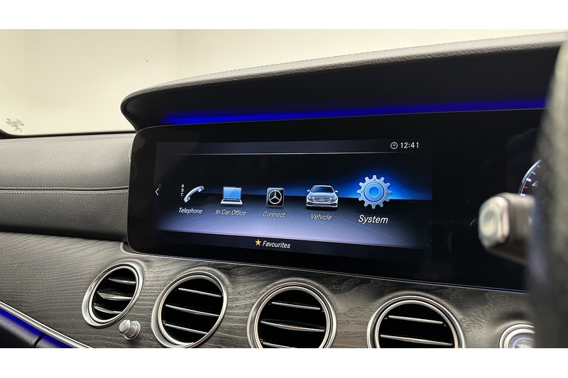 Mercedes-Benz E Class E220d AMG Line Edition - U4442