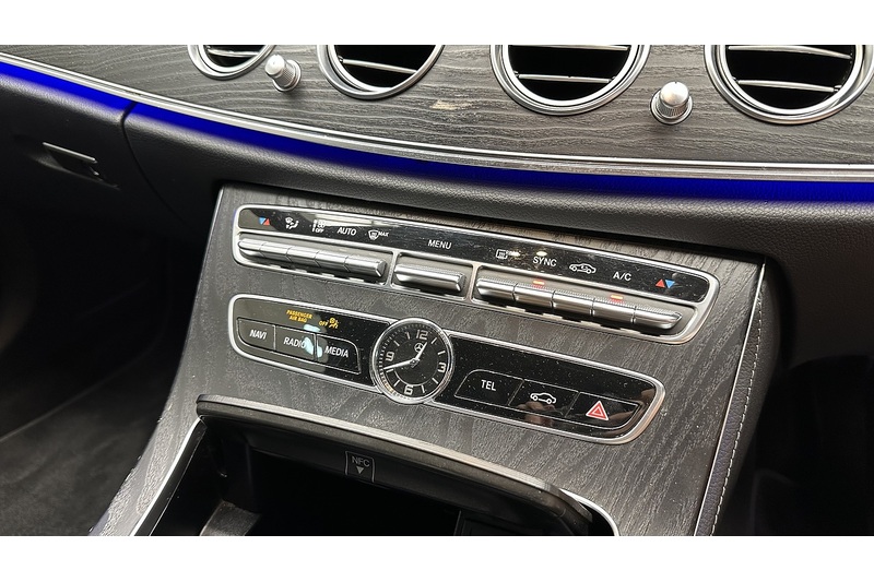 Mercedes-Benz E Class E220d AMG Line Edition - U4442
